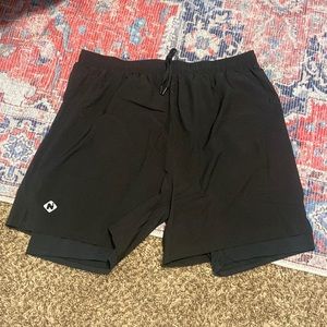 Mens NWT Built In compression running shorts XXL